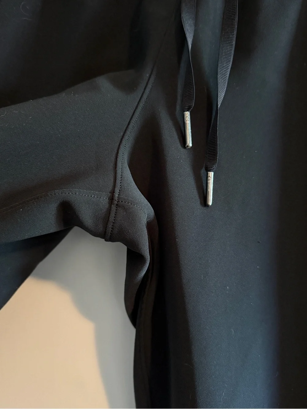 Lululemon On The Fly Jogger Black Size 4